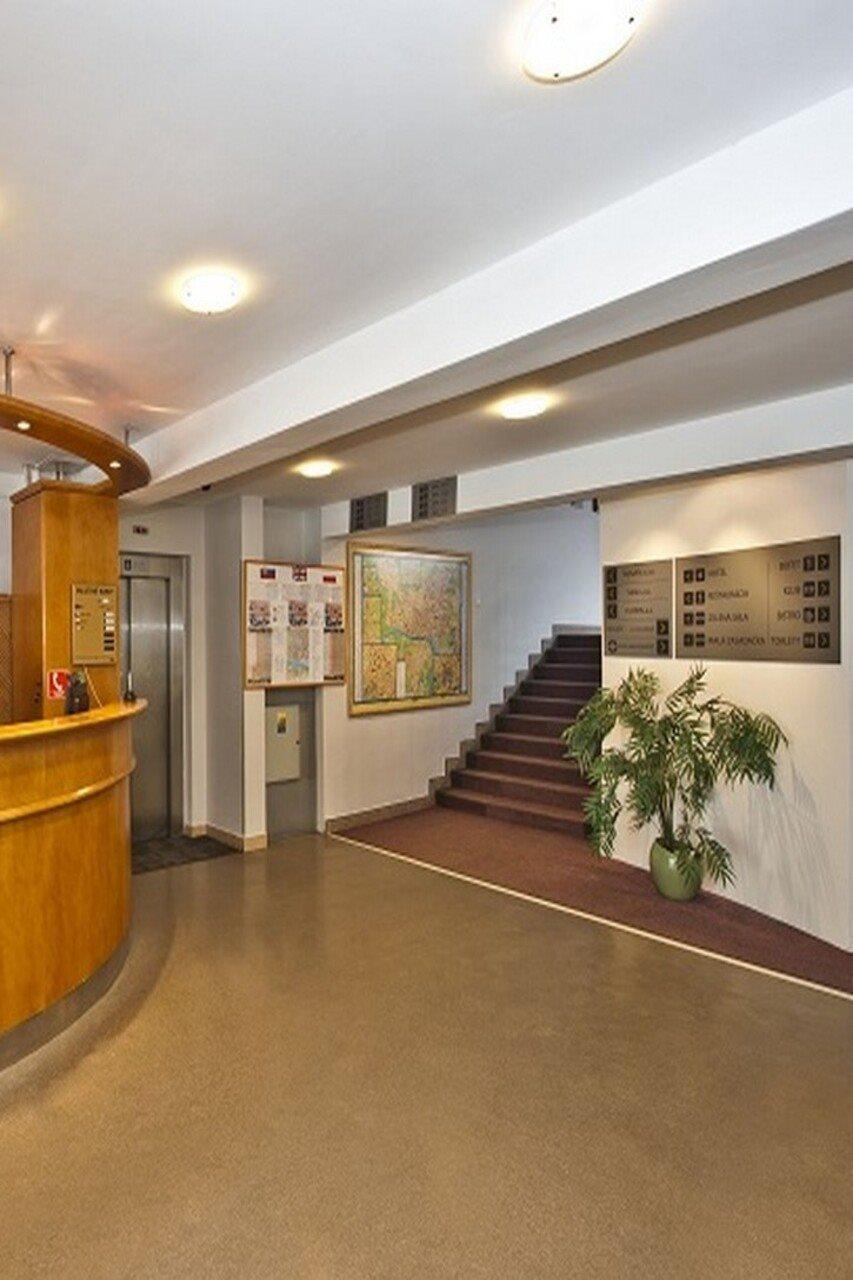 Hotel Plus Братислава Экстерьер фото